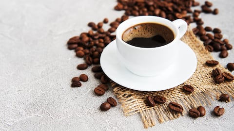 La alta calidad, el aroma y sabor tradicional han popularizado al café colombiano como una de las mejores bebidas para cualquier momento del día.