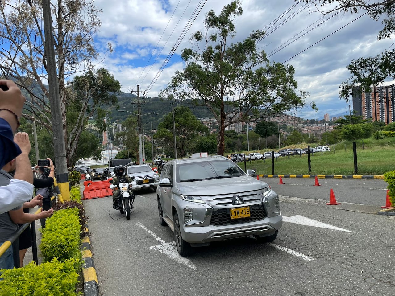 Caravana con disidentes de las Farc llegó a Bello, Antioquia.