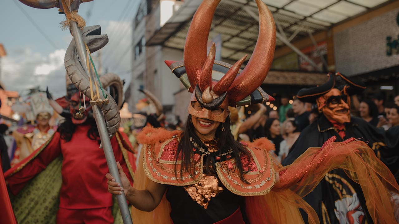 El Carnaval de Comparsas tuvo cerca de 10 mil asistentes.