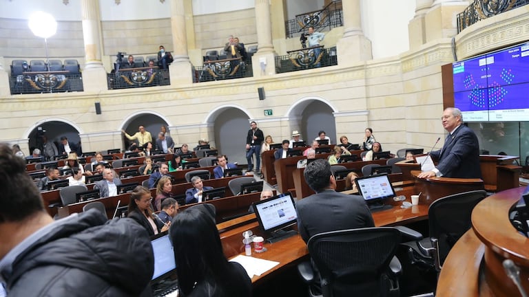 Varios congresistas celebraron la decisión.